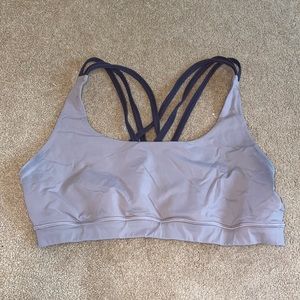 Lululemon Free to be bra
